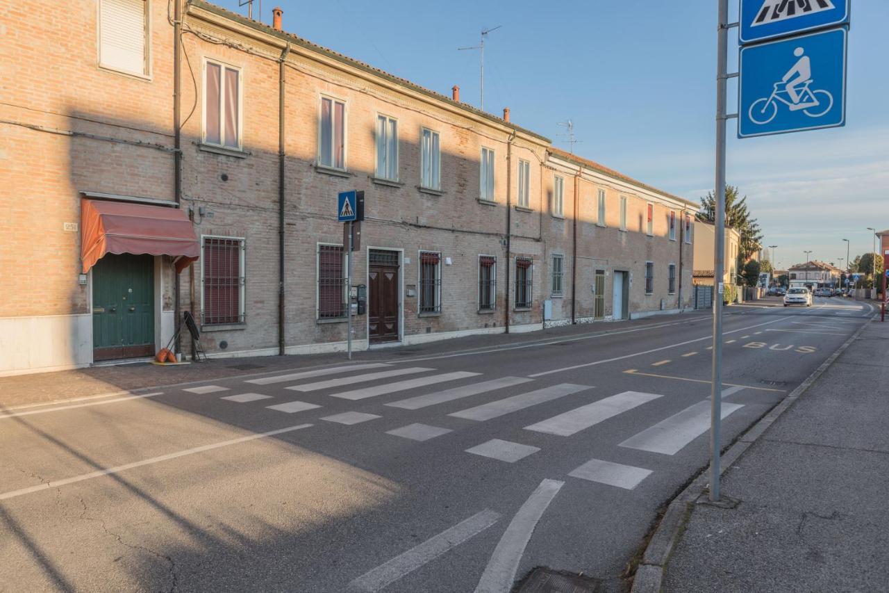La Dolce Vita Ferrara Exterior foto